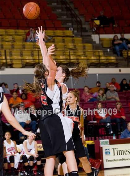 Thumbnail 3 in Wellington vs Texoma Christian (Fantasy of Lights Tournament) photogallery.