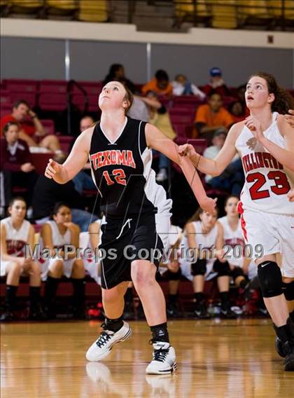Thumbnail 3 in Wellington vs Texoma Christian (Fantasy of Lights Tournament) photogallery.