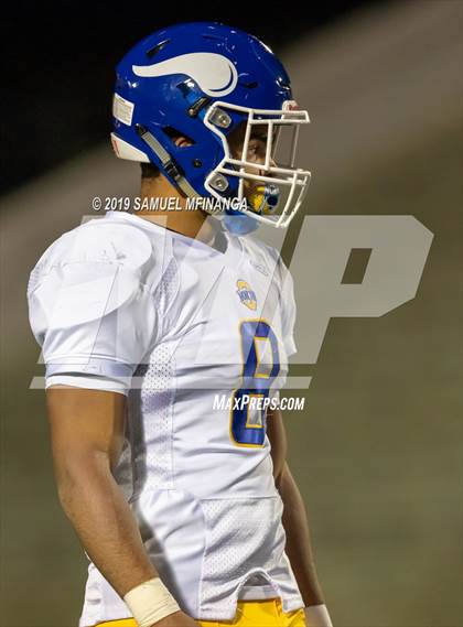 Thumbnail 3 in Omaha North @ Lincoln Southeast photogallery.