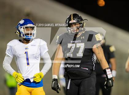 Thumbnail 2 in Omaha North @ Lincoln Southeast photogallery.