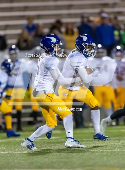 Thumbnail 2 in Omaha North @ Lincoln Southeast photogallery.