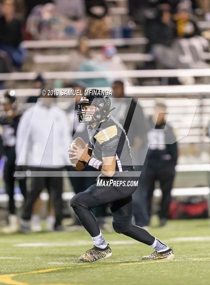 Thumbnail 2 in Omaha North @ Lincoln Southeast photogallery.