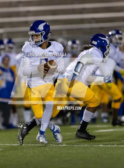 Thumbnail 2 in Omaha North @ Lincoln Southeast photogallery.