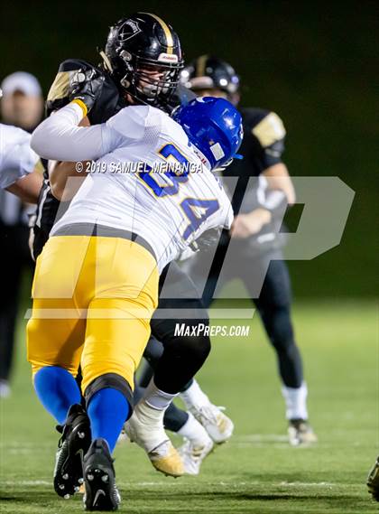Thumbnail 2 in Omaha North @ Lincoln Southeast photogallery.