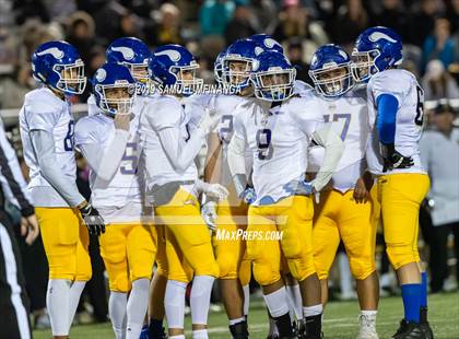 Thumbnail 2 in Omaha North @ Lincoln Southeast photogallery.