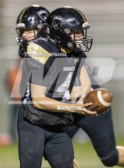 Thumbnail 3 in Omaha North @ Lincoln Southeast photogallery.