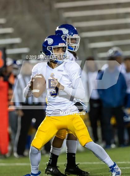 Thumbnail 3 in Omaha North @ Lincoln Southeast photogallery.