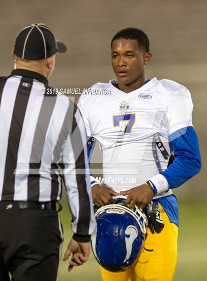 Thumbnail 3 in Omaha North @ Lincoln Southeast photogallery.