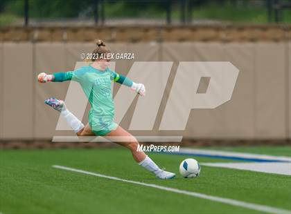 Thumbnail 1 in Marcus vs Westwood (UIL 6A Soccer Semifinals) photogallery.