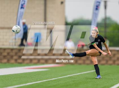 Thumbnail 2 in Marcus vs Westwood (UIL 6A Soccer Semifinals) photogallery.