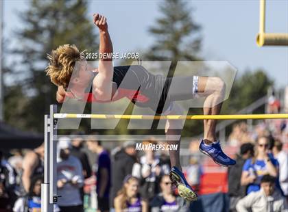 Thumbnail 1 in Myrhum Invitational (High Jump/Pole Vault) photogallery.