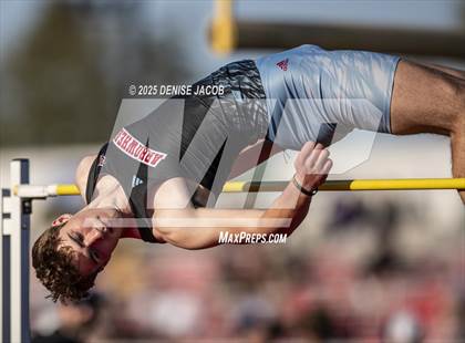 Thumbnail 2 in Myrhum Invitational (High Jump/Pole Vault) photogallery.