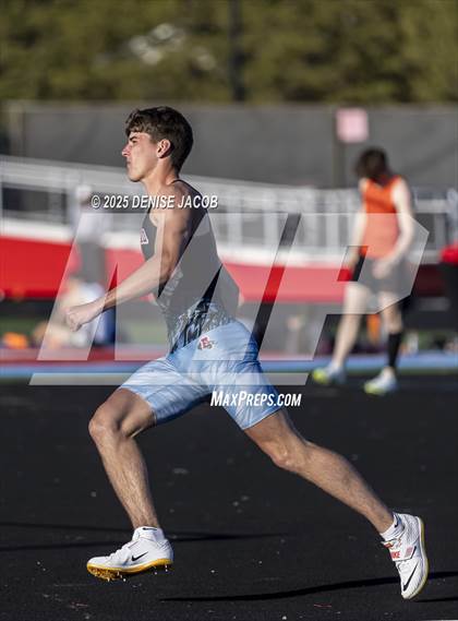 Thumbnail 2 in Myrhum Invitational (High Jump/Pole Vault) photogallery.