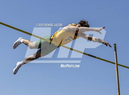 Thumbnail 1 in Myrhum Invitational (High Jump/Pole Vault) photogallery.