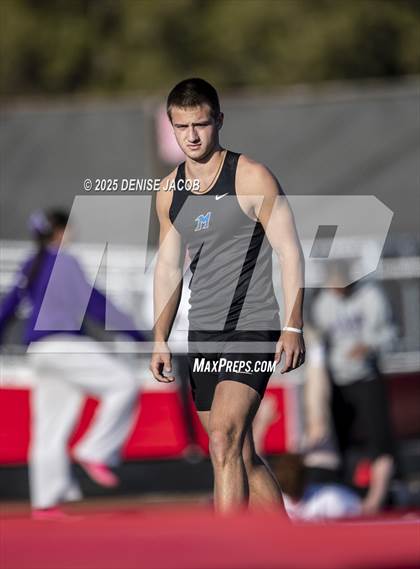 Thumbnail 2 in Myrhum Invitational (High Jump/Pole Vault) photogallery.