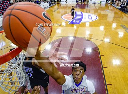Thumbnail 1 in University vs. Montverde Academy (GEICO National Tournament Quarterfinal) photogallery.