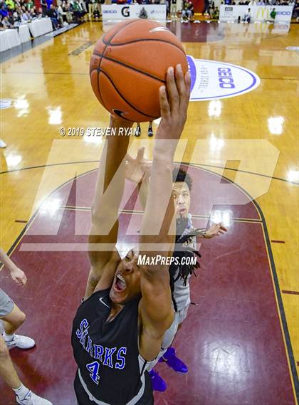 Thumbnail 1 in University vs. Montverde Academy (GEICO National Tournament Quarterfinal) photogallery.