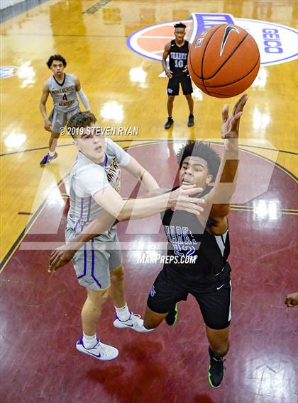 Thumbnail 3 in University vs. Montverde Academy (GEICO National Tournament Quarterfinal) photogallery.