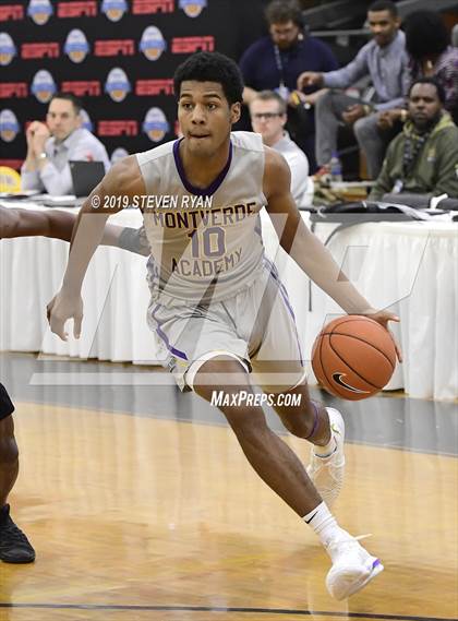 Thumbnail 3 in University vs. Montverde Academy (GEICO National Tournament Quarterfinal) photogallery.