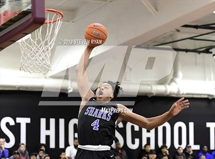 Thumbnail 2 in University vs. Montverde Academy (GEICO National Tournament Quarterfinal) photogallery.