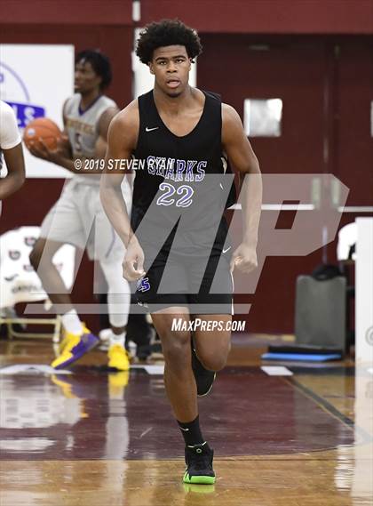 Thumbnail 1 in University vs. Montverde Academy (GEICO National Tournament Quarterfinal) photogallery.
