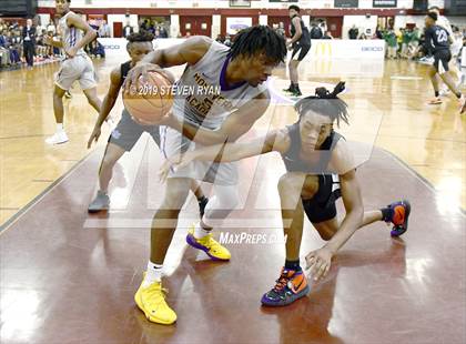 Thumbnail 1 in University vs. Montverde Academy (GEICO National Tournament Quarterfinal) photogallery.
