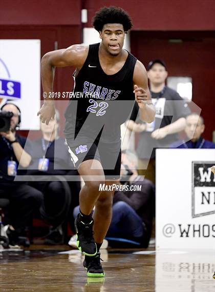 Thumbnail 3 in University vs. Montverde Academy (GEICO National Tournament Quarterfinal) photogallery.