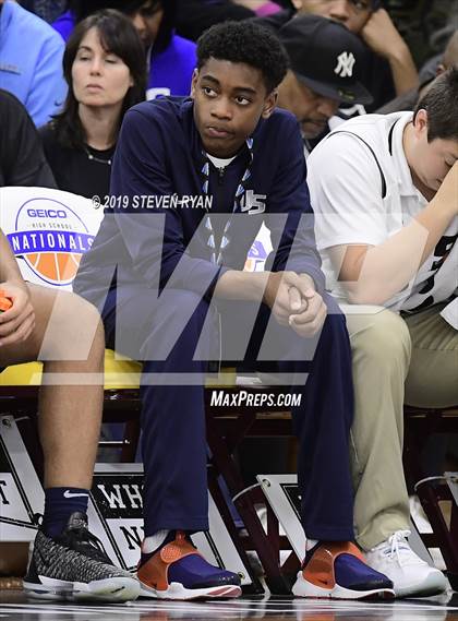 Thumbnail 2 in University vs. Montverde Academy (GEICO National Tournament Quarterfinal) photogallery.