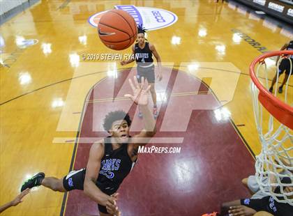 Thumbnail 3 in University vs. Montverde Academy (GEICO National Tournament Quarterfinal) photogallery.