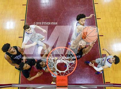 Thumbnail 3 in University vs. Montverde Academy (GEICO National Tournament Quarterfinal) photogallery.