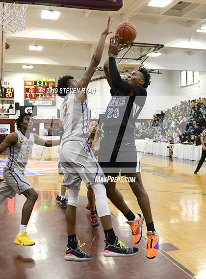 Thumbnail 3 in University vs. Montverde Academy (GEICO National Tournament Quarterfinal) photogallery.