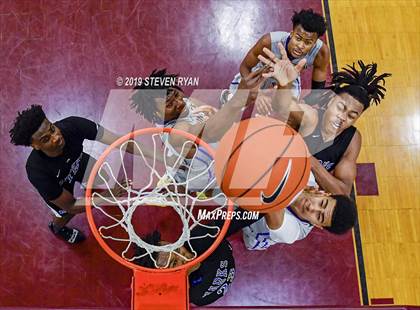 Thumbnail 2 in University vs. Montverde Academy (GEICO National Tournament Quarterfinal) photogallery.