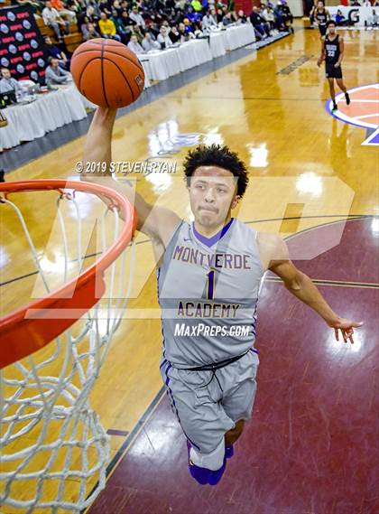 Thumbnail 3 in University vs. Montverde Academy (GEICO National Tournament Quarterfinal) photogallery.