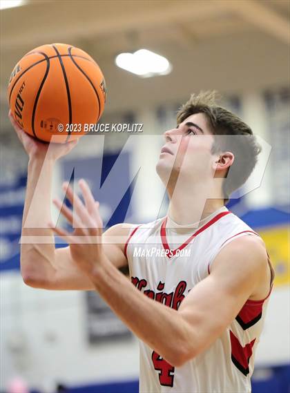 Thumbnail 3 in West Essex @ Millburn photogallery.