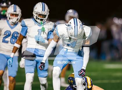 Thumbnail 3 in Marist vs. Cambridge (GHSA 4A Quarterfinal) photogallery.
