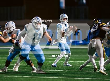 Thumbnail 3 in Marist vs. Cambridge (GHSA 4A Quarterfinal) photogallery.