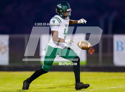 Thumbnail 2 in Hug @ Galena photogallery.