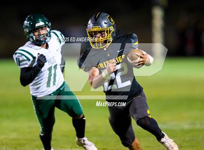 Thumbnail 3 in Hug @ Galena photogallery.