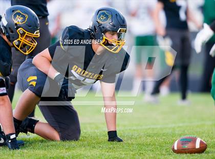 Thumbnail 3 in Hug @ Galena photogallery.