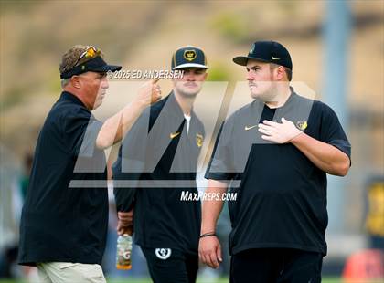 Thumbnail 2 in Hug @ Galena photogallery.