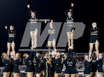 Thumbnail 2 in Hug @ Galena photogallery.