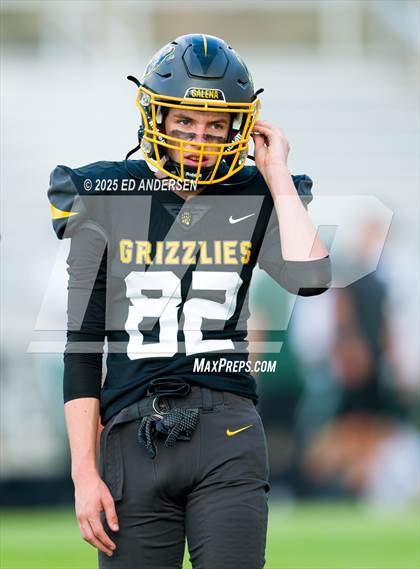 Thumbnail 1 in Hug @ Galena photogallery.