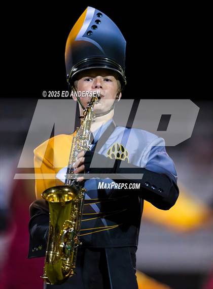 Thumbnail 2 in Hug @ Galena photogallery.