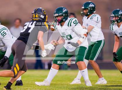 Thumbnail 3 in Hug @ Galena photogallery.