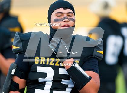 Thumbnail 2 in Hug @ Galena photogallery.