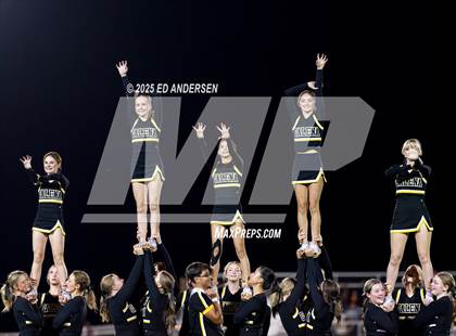 Thumbnail 3 in Hug @ Galena photogallery.