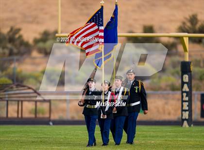 Thumbnail 1 in Hug @ Galena photogallery.