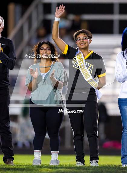 Thumbnail 3 in Hug @ Galena photogallery.