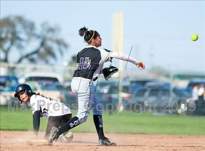 Thumbnail 3 in Franklin vs. Modesto (Ceres Tournament) photogallery.
