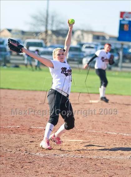 Thumbnail 1 in Franklin vs. Modesto (Ceres Tournament) photogallery.